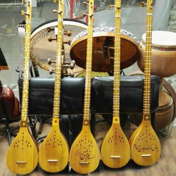 ساز سه تار ٬ آموزشگاه موسیقی شمال تهران ٬ کلاس آموزش سه تار ٬ کلاس موسیقی