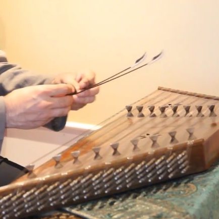 آشنایی یا ساز سنتور